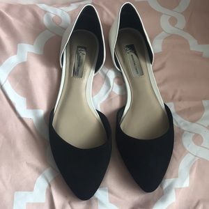 I.N.C Black and White Flats Size 7M
